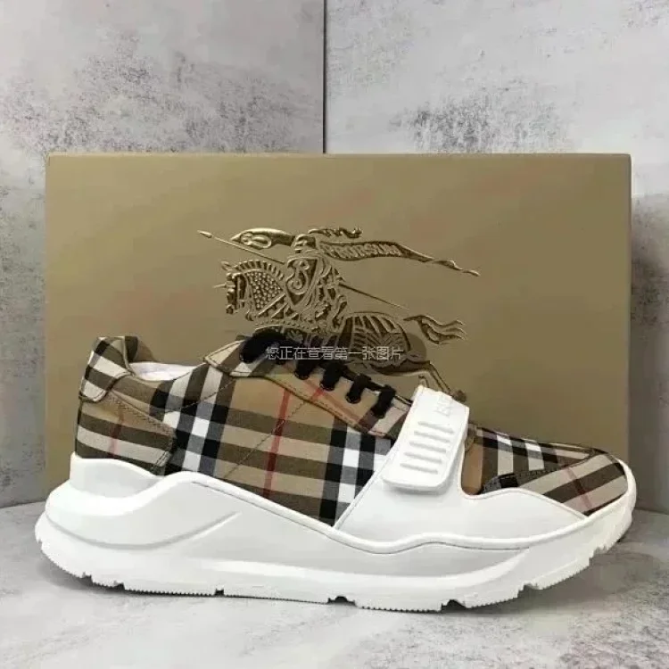 Burberry fashion sneakers