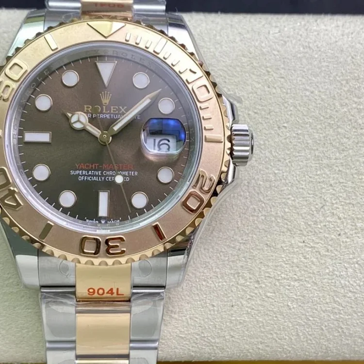 Rolex m13 Fashionable and versatile watch