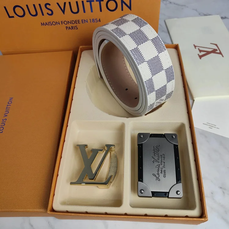 LOUIS VUITTON BELT